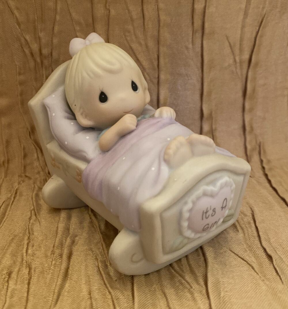 Precious Moments - “It’s a Girl” 740017 Gift Of Love